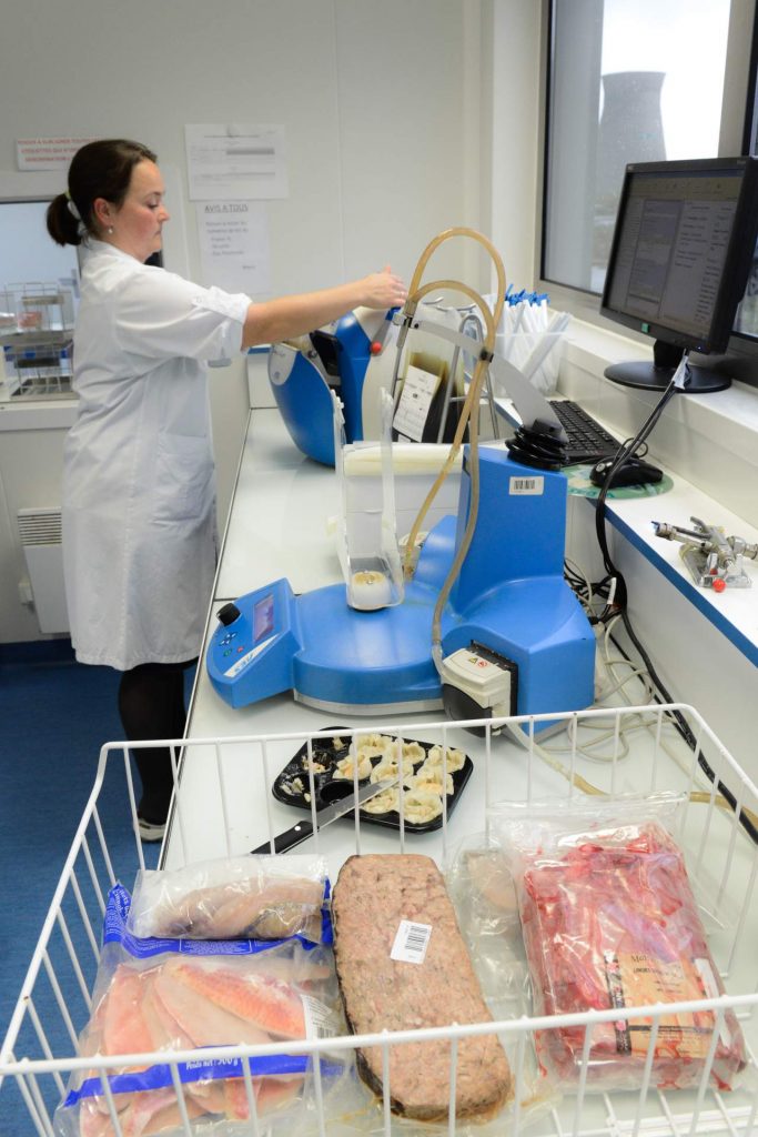 analyse bactériologique au laboratoire Agroqual